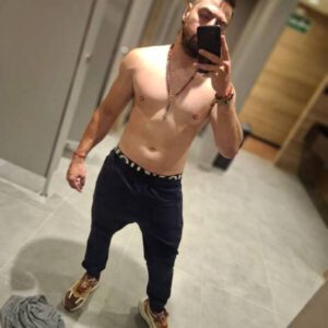 Carlitos hot de vuelta